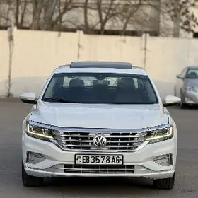 Volkswagen Passat 2021