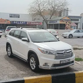 Toyota Highlander 2016