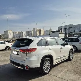 Toyota Highlander 2015