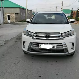 Toyota Highlander 2017