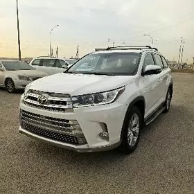 Toyota Highlander 2018