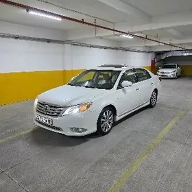 Toyota Avalon 2011