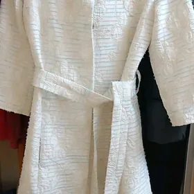 Продаю лёгкое пальто