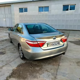Toyota Camry 2016