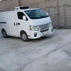 Nissan Urvan 2018