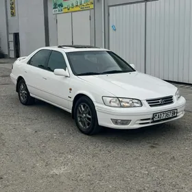 Toyota Camry 1998