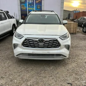 Toyota Highlander 2022