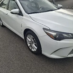Toyota Camry 2017