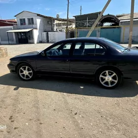 Nissan Cefiro 1996