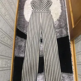 Брючный костюм