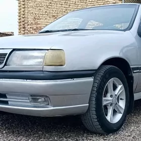 Opel Vectra 1989