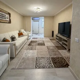 9 мкр Сурика 3 ком