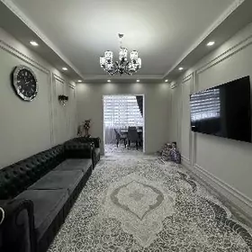 MIR 1  4 ETAJ 3 KOMNAT