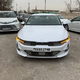 Kia K5 2021