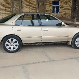 Toyota Camry 1992