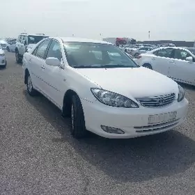Toyota Camry 2004