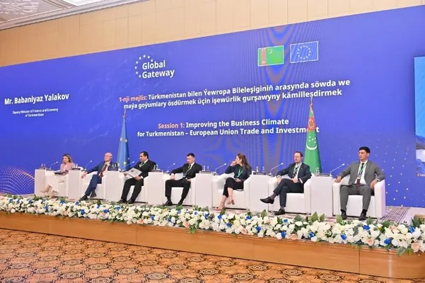 Türkmenistan we ÝB işewürlik forumynda maýa goýumlary hem-de söwdany maslahatlaşdy