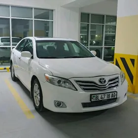 Toyota Camry 2010