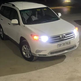 Toyota Highlander 2011