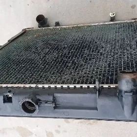 70 LIK LAND CRUISER RADYATOR