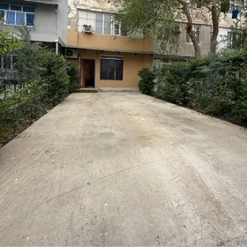 1 MKR 2 Kom Howly Panel Jay