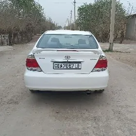 Toyota Camry 2005