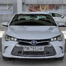 Toyota Camry 2017
