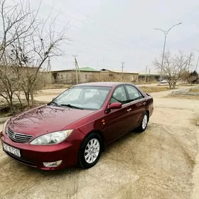 Toyota Camry 2005