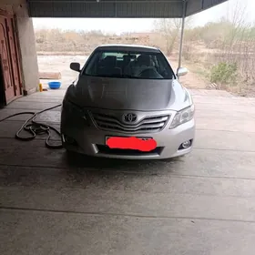Toyota Camry 2010
