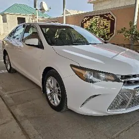 Toyota Camry 2016