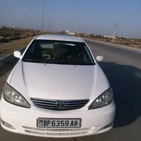 Toyota Camry 2004