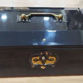 Музыкальная шкатулка