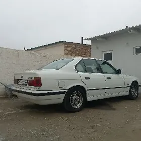 BMW E34 1990