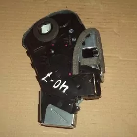 замок багажника двери