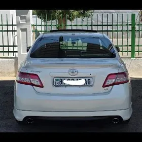 Toyota Camry 2011