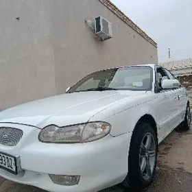 Hyundai Sonata 1996
