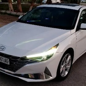 Hyundai Elantra 2021