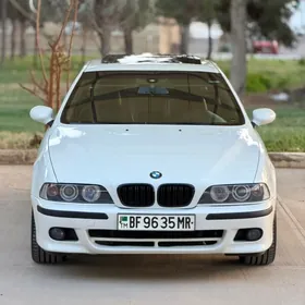 BMW E39 2000