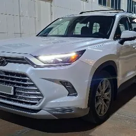 Toyota Grand Highlander 2024