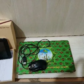 школьный ноутбук