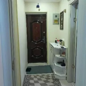 TRETI 3 ETAZ 3KOMNAT