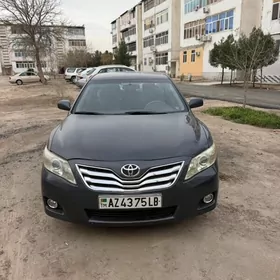 Toyota Camry 2011