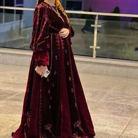 pombah koynek wecerniy