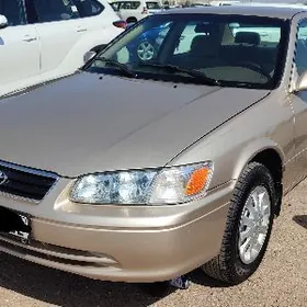 Toyota Camry 1999