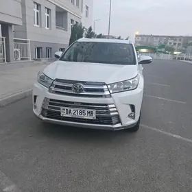 Toyota Highlander 2018