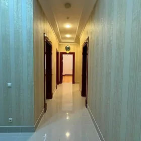 ЛЕНИНА 3 ком 1 ЭТАЖ СРОЧНО