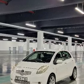 Toyota Yaris 2006