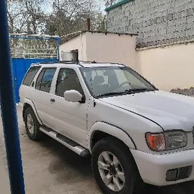 Nissan Pathfinder 2003