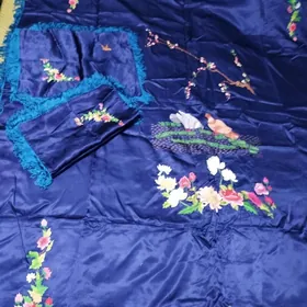 покрывало и 2 наволочки новые