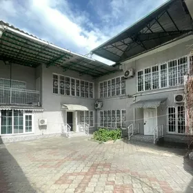 План дом 300 кв м 4,5 сотки Хи